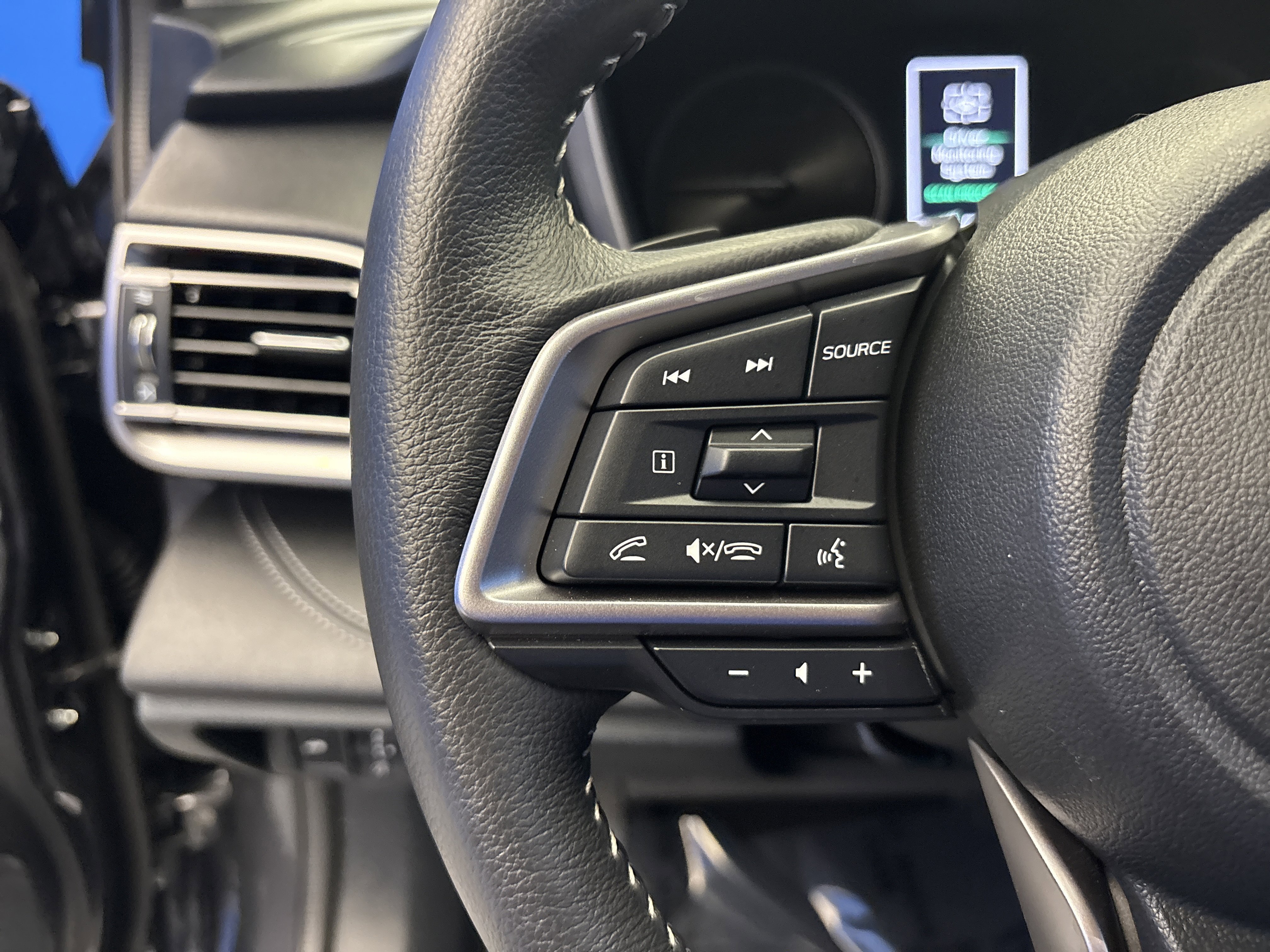 Certified 2025 Subaru Legacy Limited AWD/4WD image 15