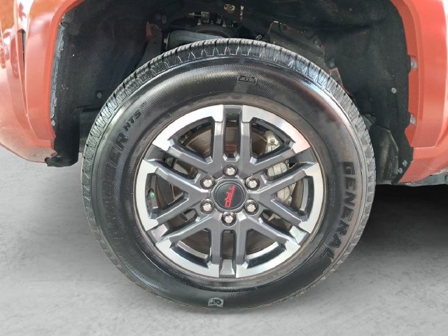 Used 2025 Toyota Tacoma TRD Sport RWD image 29