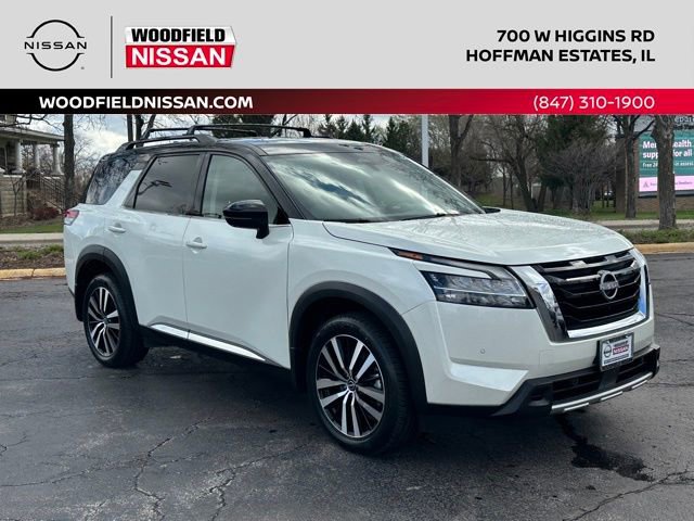 Certified 2024 Nissan Pathfinder Platinum image 3