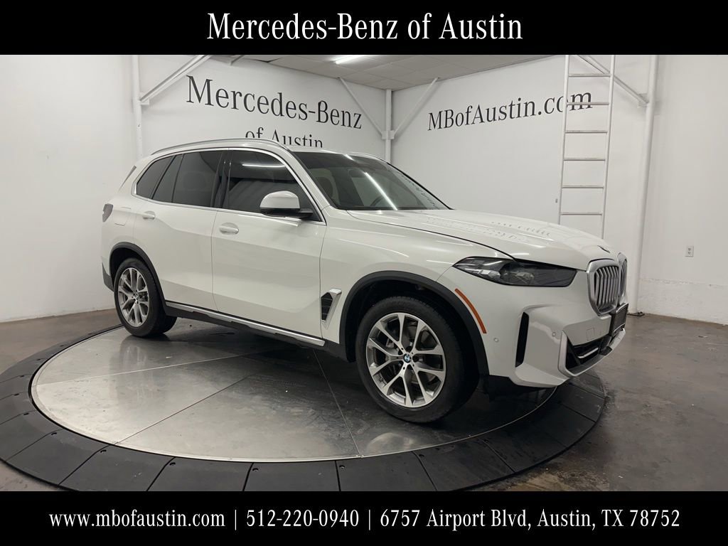 Used 2024 BMW X5 xDrive40i w/ Parking Assistance Package AWD/4WD image 1