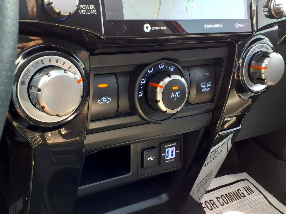 Used 2022 Toyota 4Runner TRD Off-Road Premium w/ Moonroof Package AWD/4WD image 21