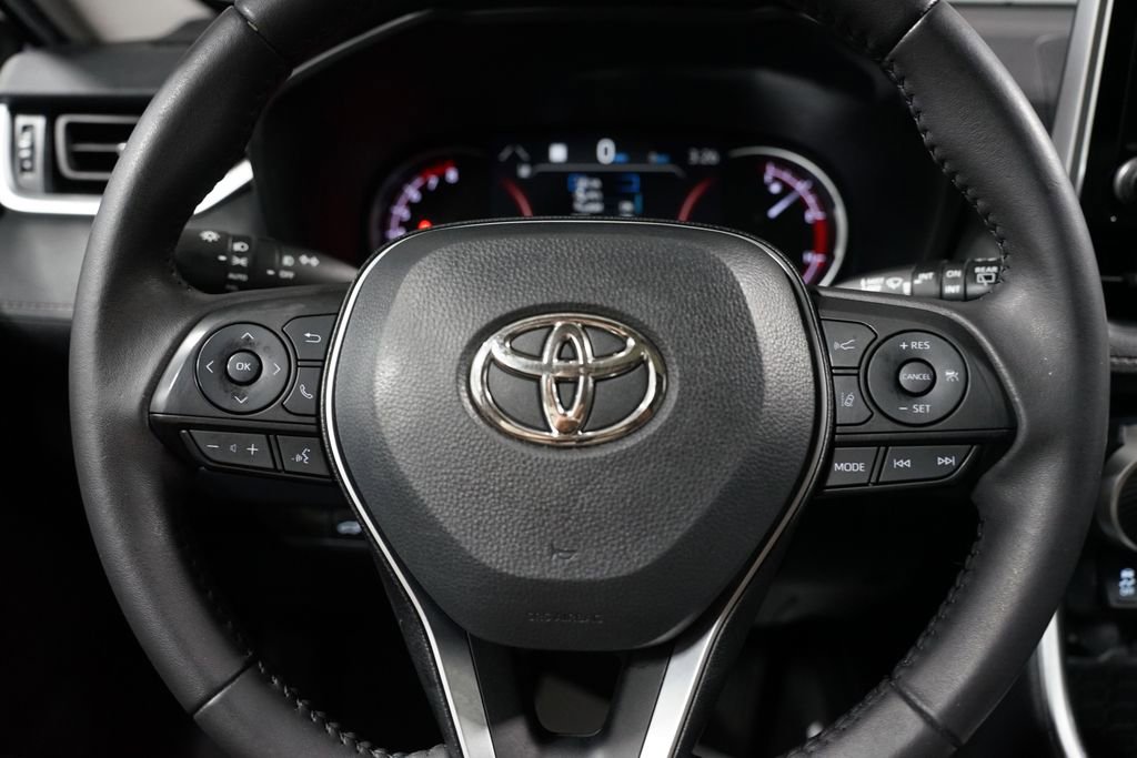 Used 2023 Toyota RAV4 XLE Premium FWD image 12