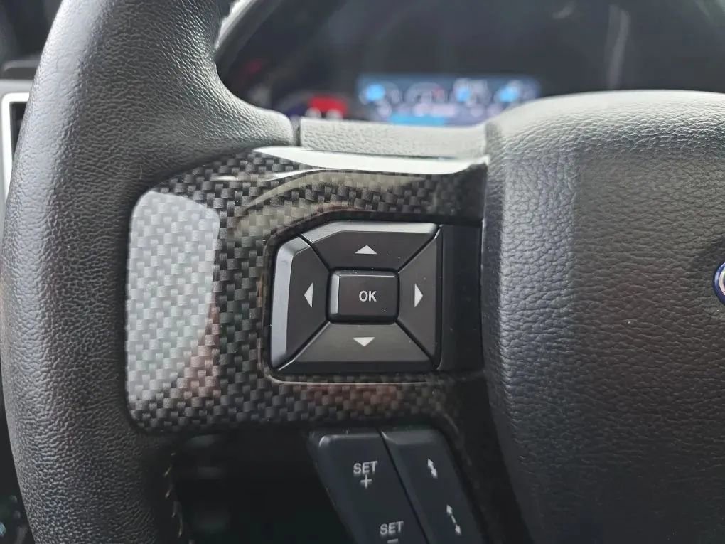 Used 2019 Ford F250 Lariat w/ Lariat Ultimate Package AWD/4WD image 20