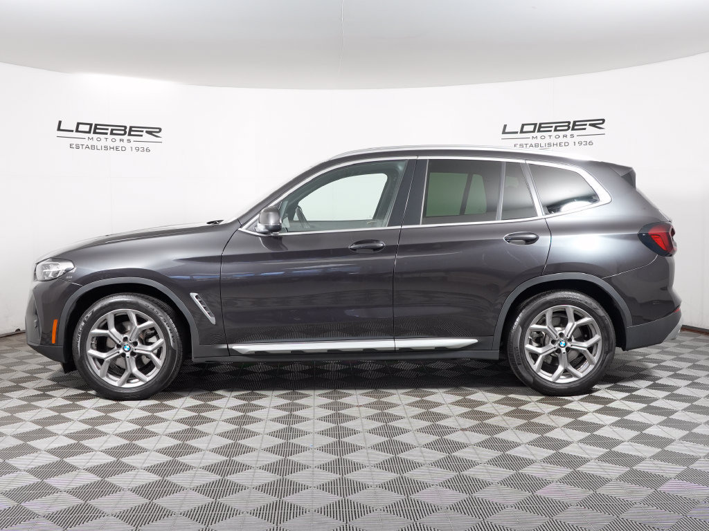 Used 2024 BMW X3 xDrive30i w/ Premium Package w/ZPA AWD/4WD image 2