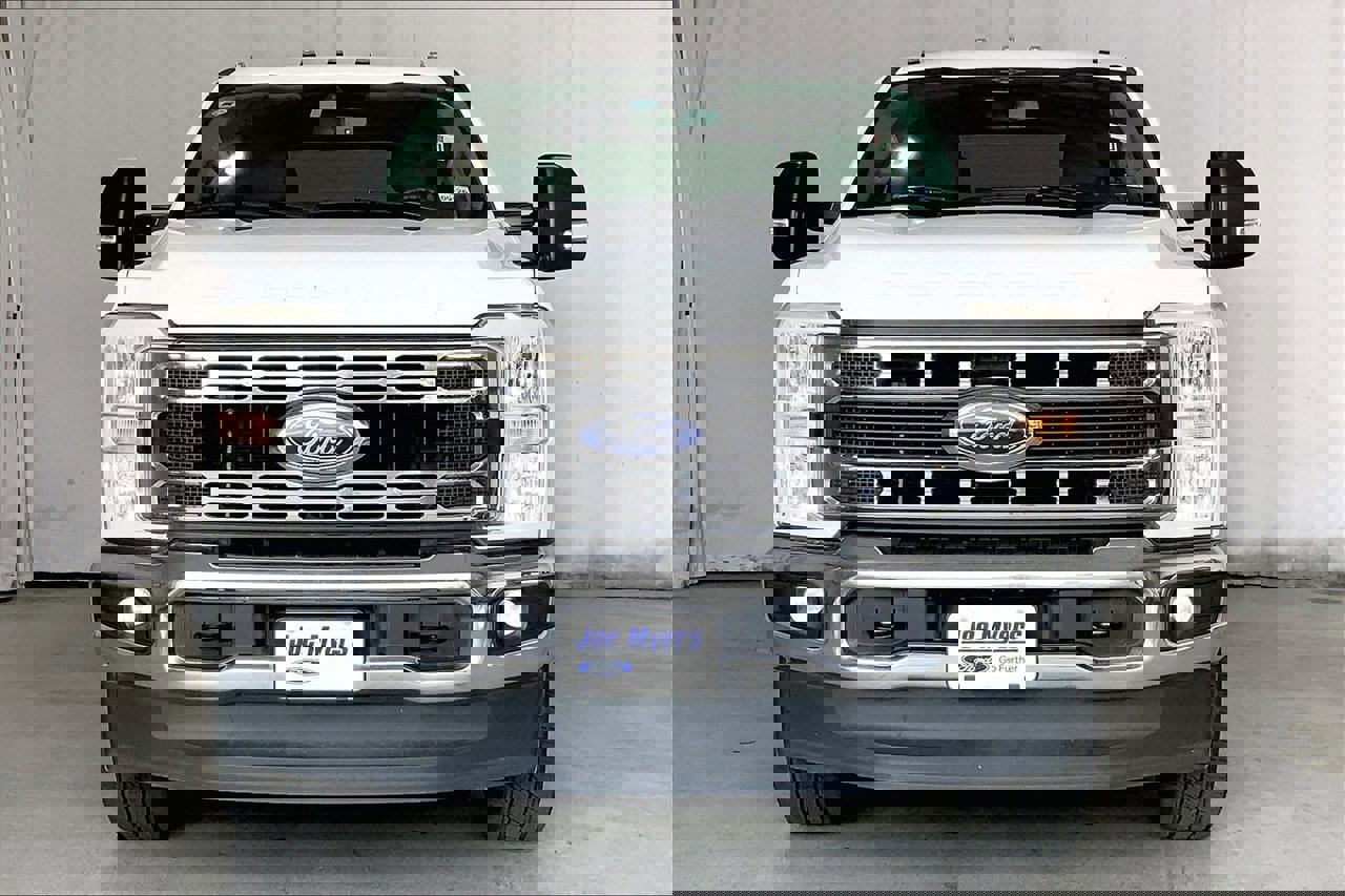 Used 2023 Ford F250 XLT w/ FX4 Off-Road Package image 3