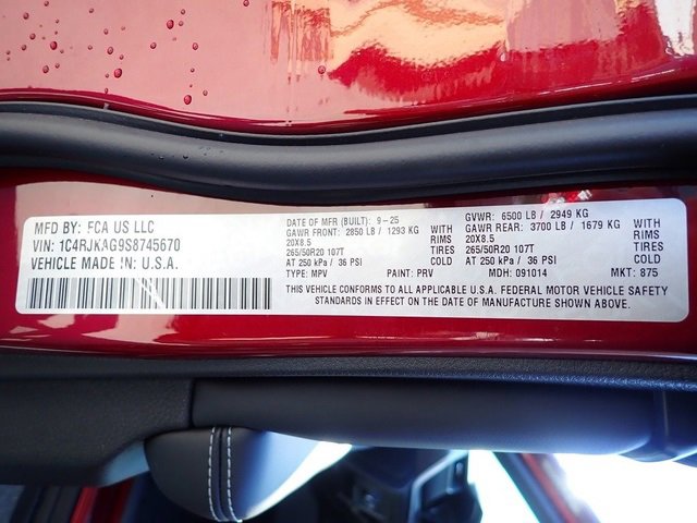 New 2025 Jeep Grand Cherokee L Altitude image 16