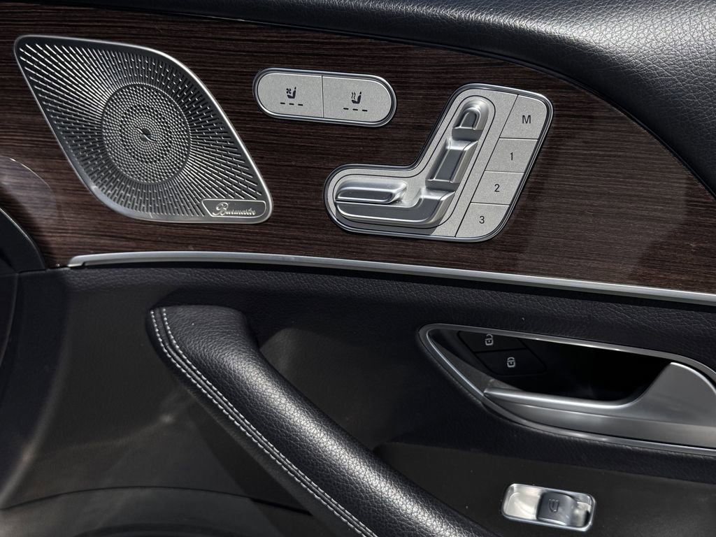 Used 2024 Mercedes-Benz GLE 350 4MATIC w/ 3rd Row Seat Package image 27