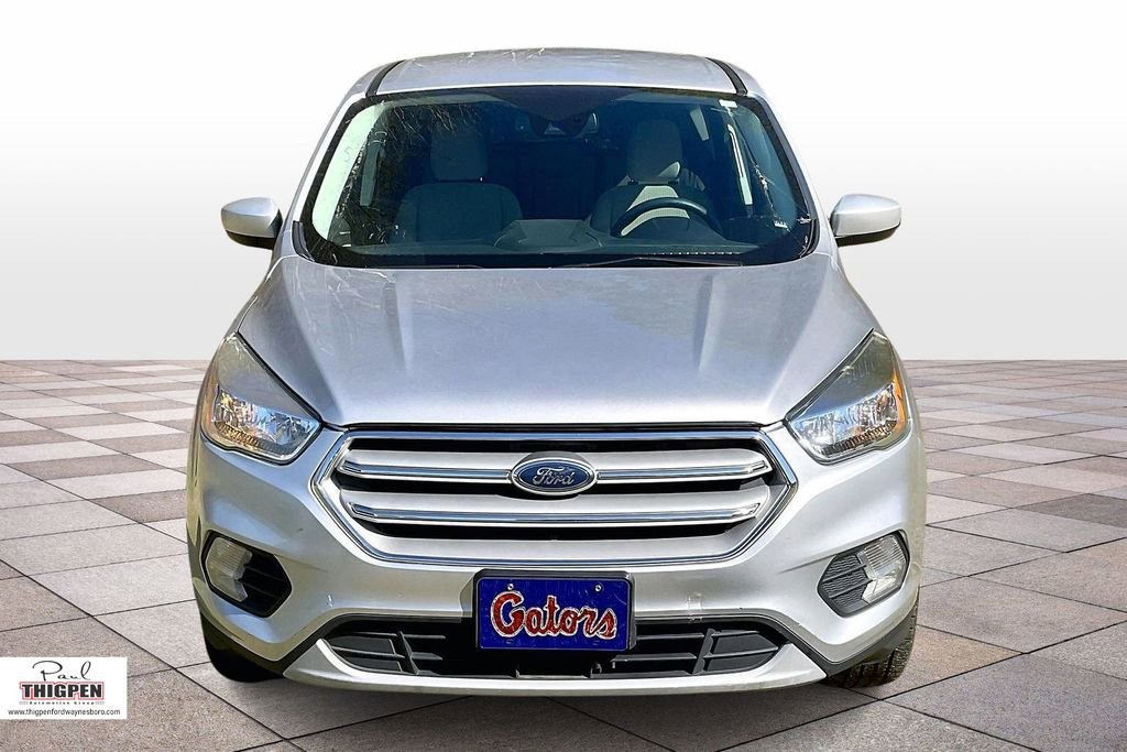 Used 2019 Ford Escape SE image 3