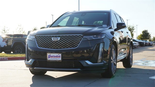 Used 2020 Cadillac XT6 Premium Luxury image 3