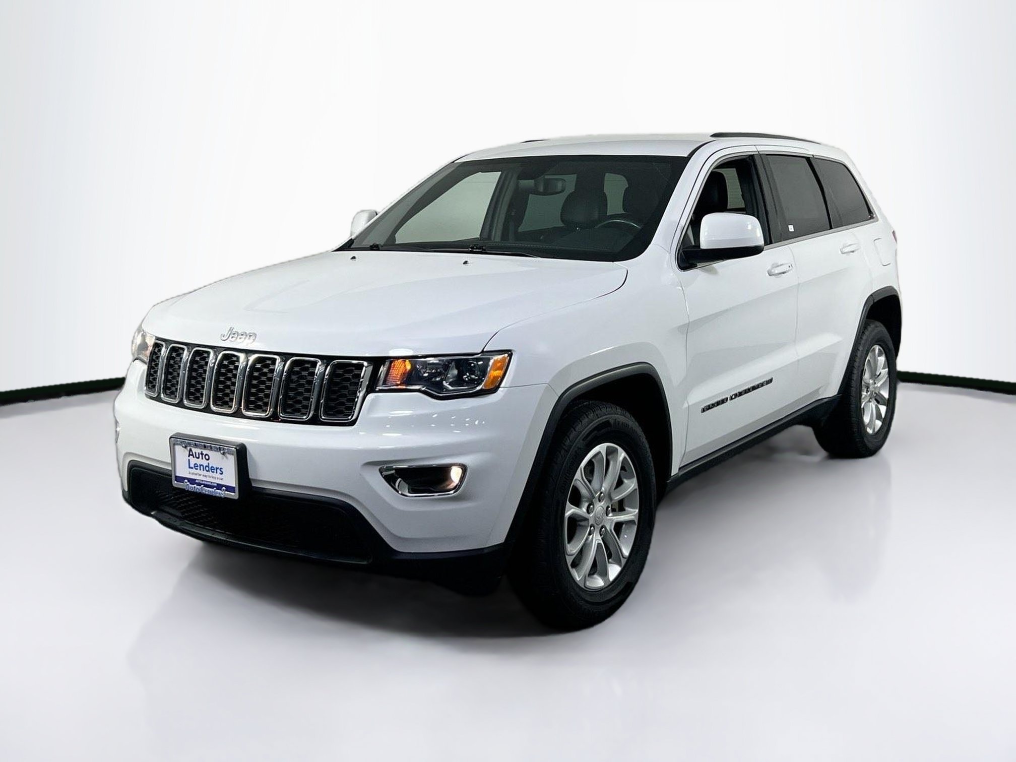 Used 2022 Jeep Grand Cherokee Laredo X AWD/4WD image 1