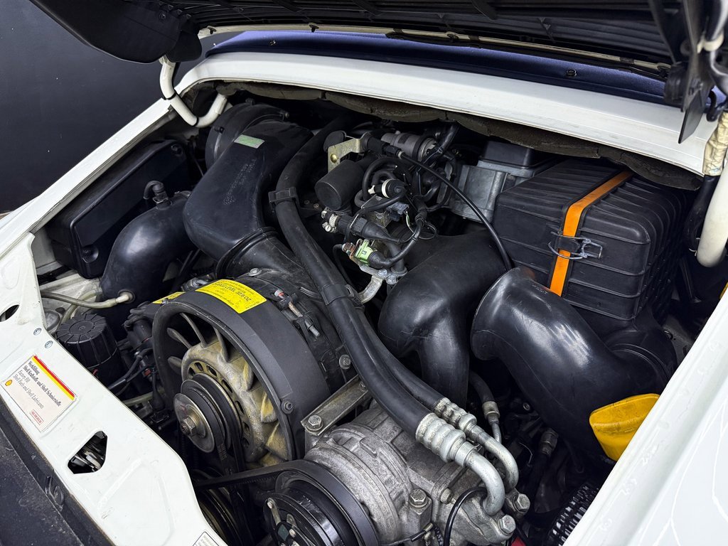 Used 1992 Porsche 911 Carrera image 45