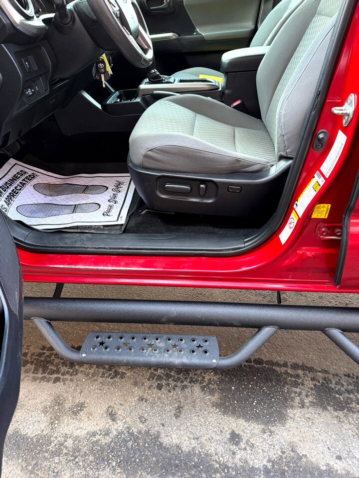 Used 2020 Toyota Tacoma SR5 image 8