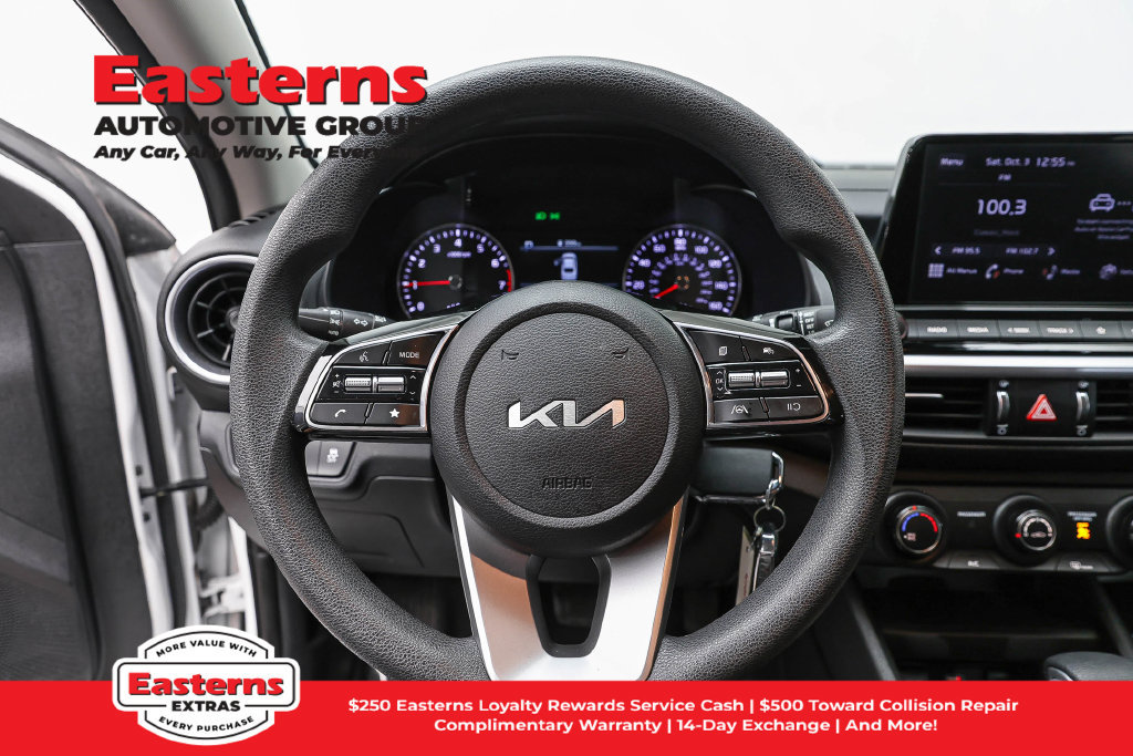 Used 2023 Kia Forte LXS FWD image 11