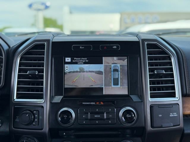 Used 2016 Ford F150 Limited AWD/4WD image 4