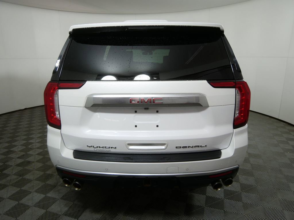 Used 2023 GMC Yukon XL Denali image 4
