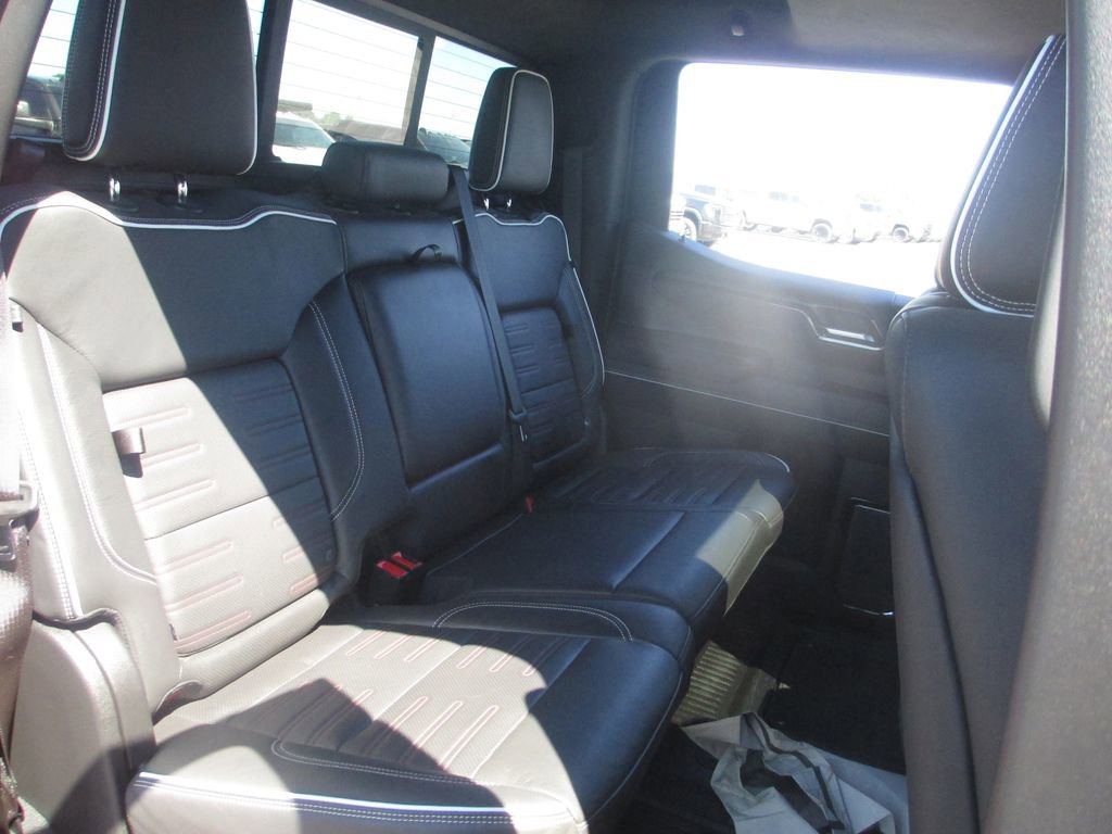 Used 2023 GMC Sierra 1500 AT4X AWD/4WD image 27