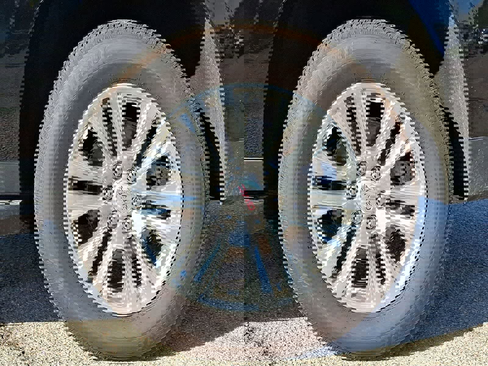 Certified 2024 GMC Yukon XL Denali image 39