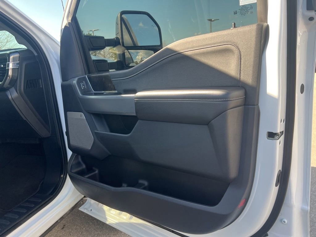 Used 2024 Ford F250 Lariat image 33