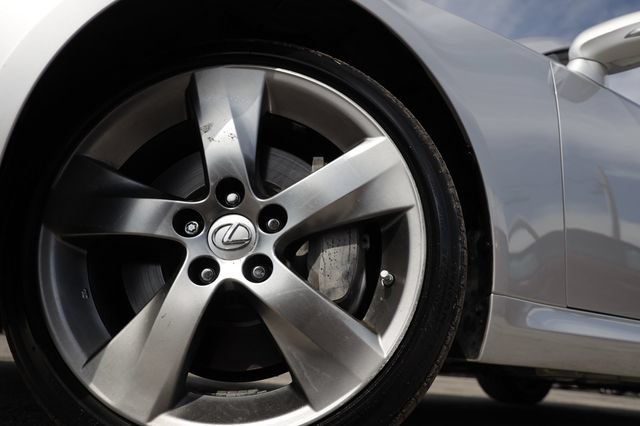Used 2011 Lexus IS 350C w/ Luxury Pkg RWD image 31
