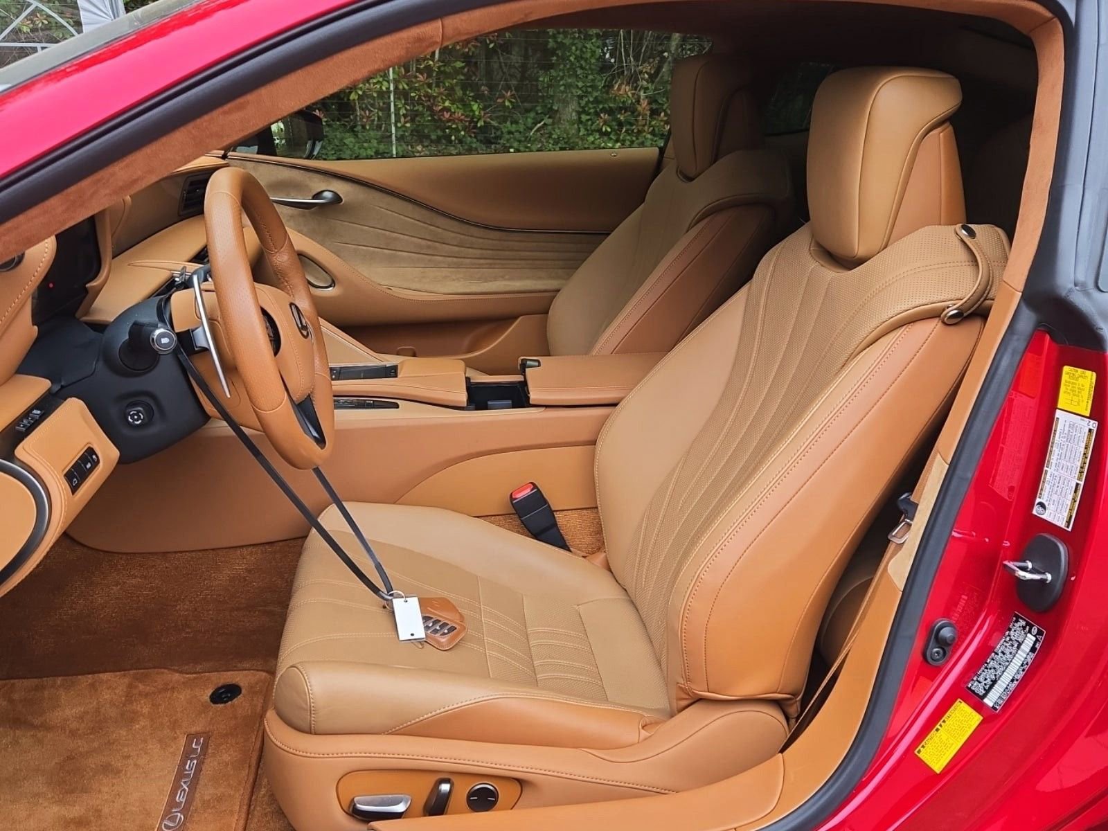 Used 2020 Lexus LC 500 Coupe w/ Touring Package RWD image 7