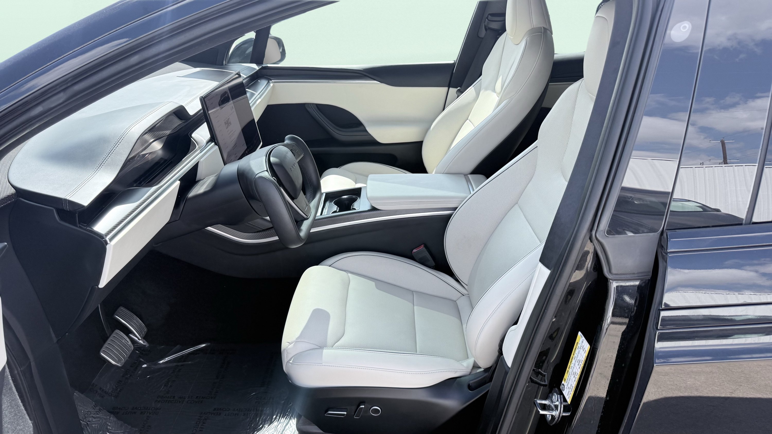 Used 2022 Tesla Model X Plaid AWD/4WD image 19
