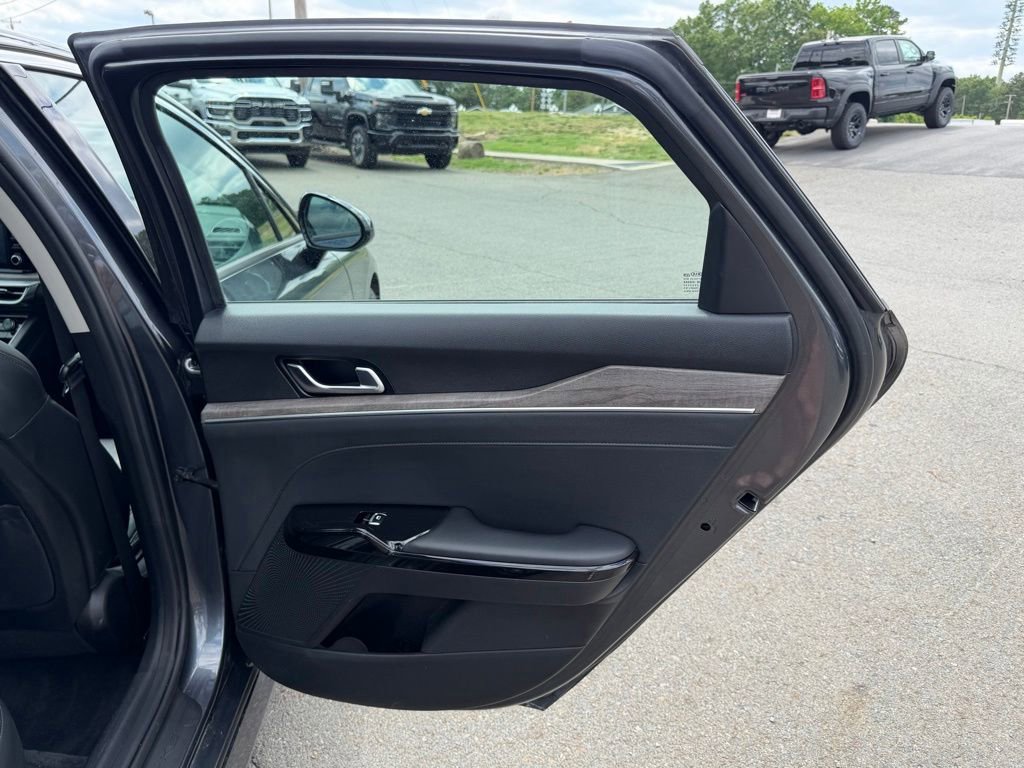 Used 2021 Kia K5 EX FWD image 32