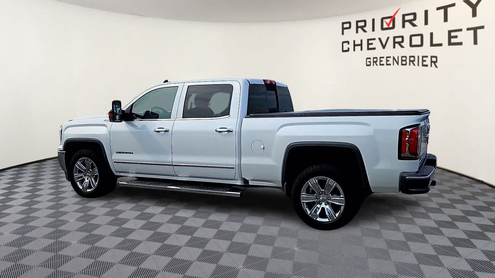 Used 2017 GMC Sierra 1500 SLT AWD/4WD image 6