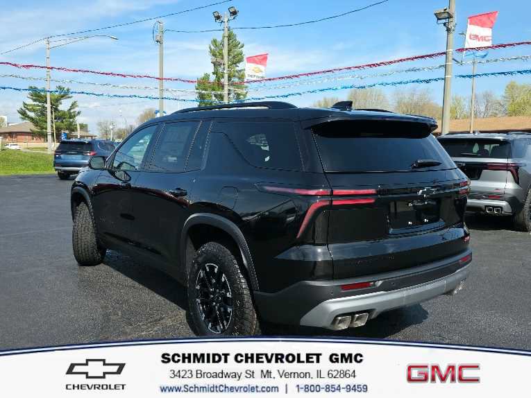 New 2026 Chevrolet Traverse Z71 w/ LPO, Floor Liner Package AWD/4WD image 7