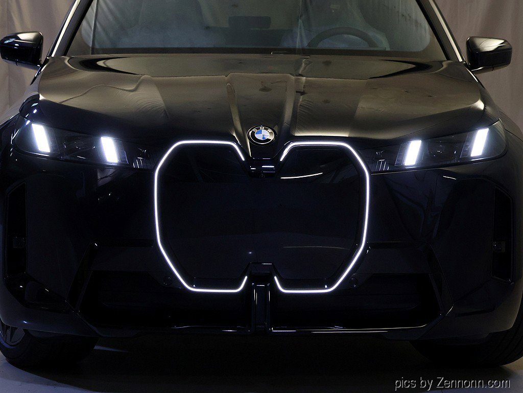 New 2026 BMW iX xDrive45 w/ M Sport Package image 6