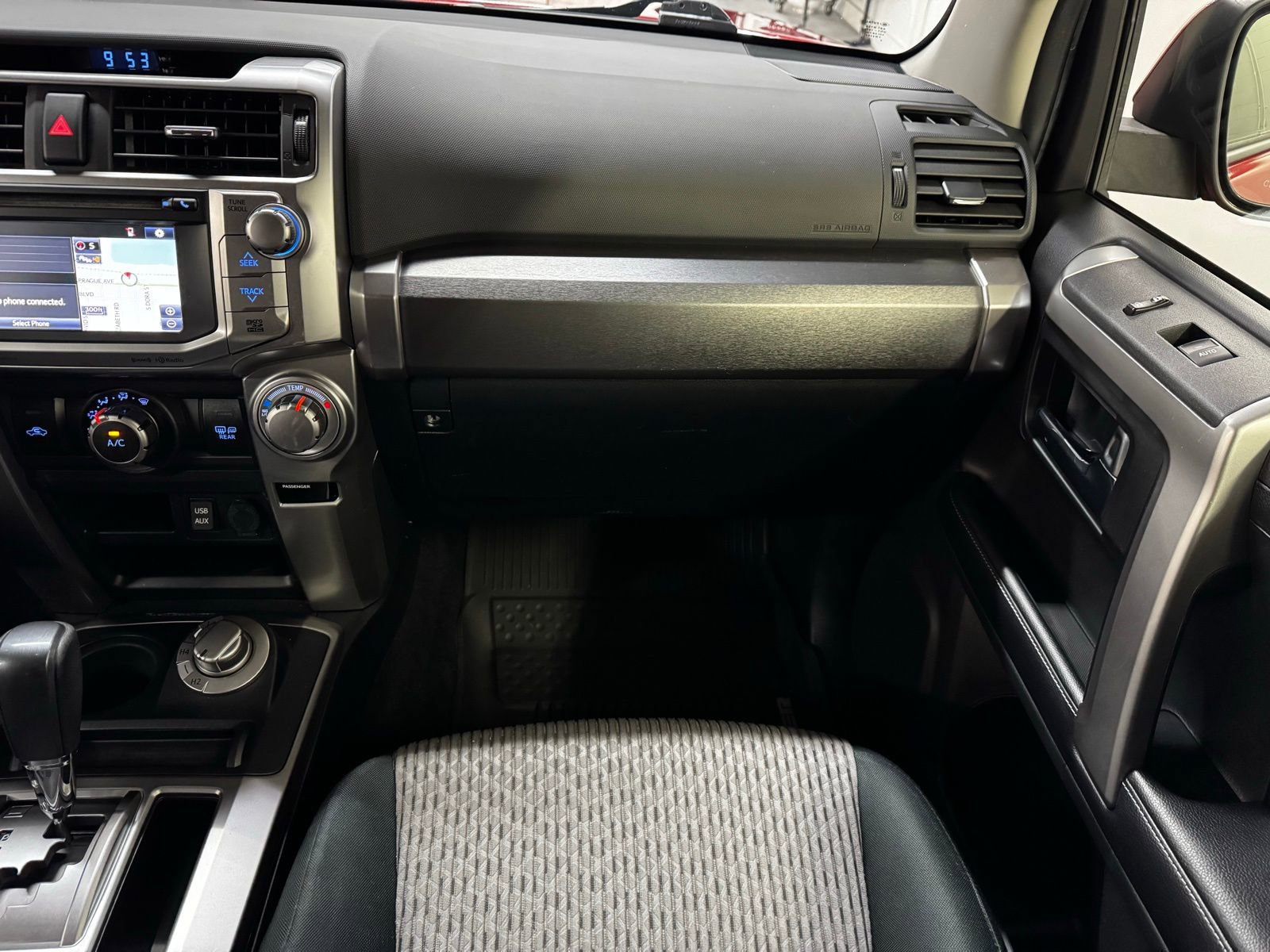 Used 2018 Toyota 4Runner SR5 image 17