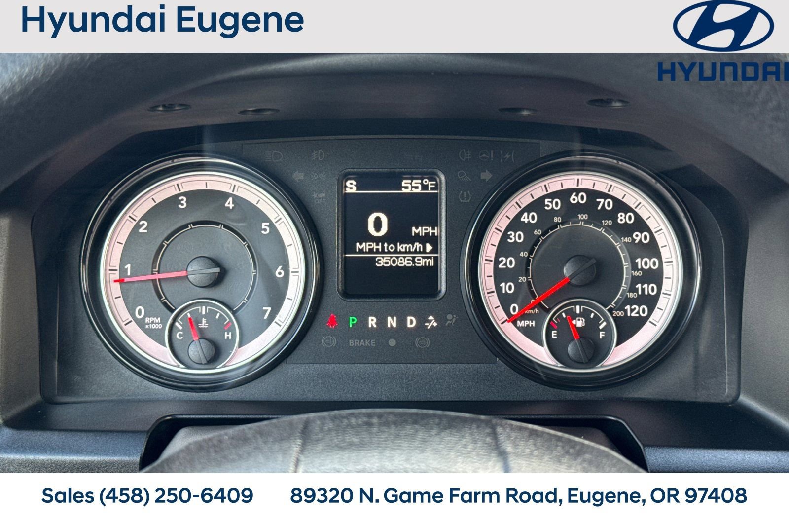 Used 2024 RAM 1500 Classic SLT image 28