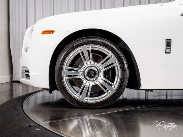 Used 2020 Rolls-Royce Wraith RWD image 8