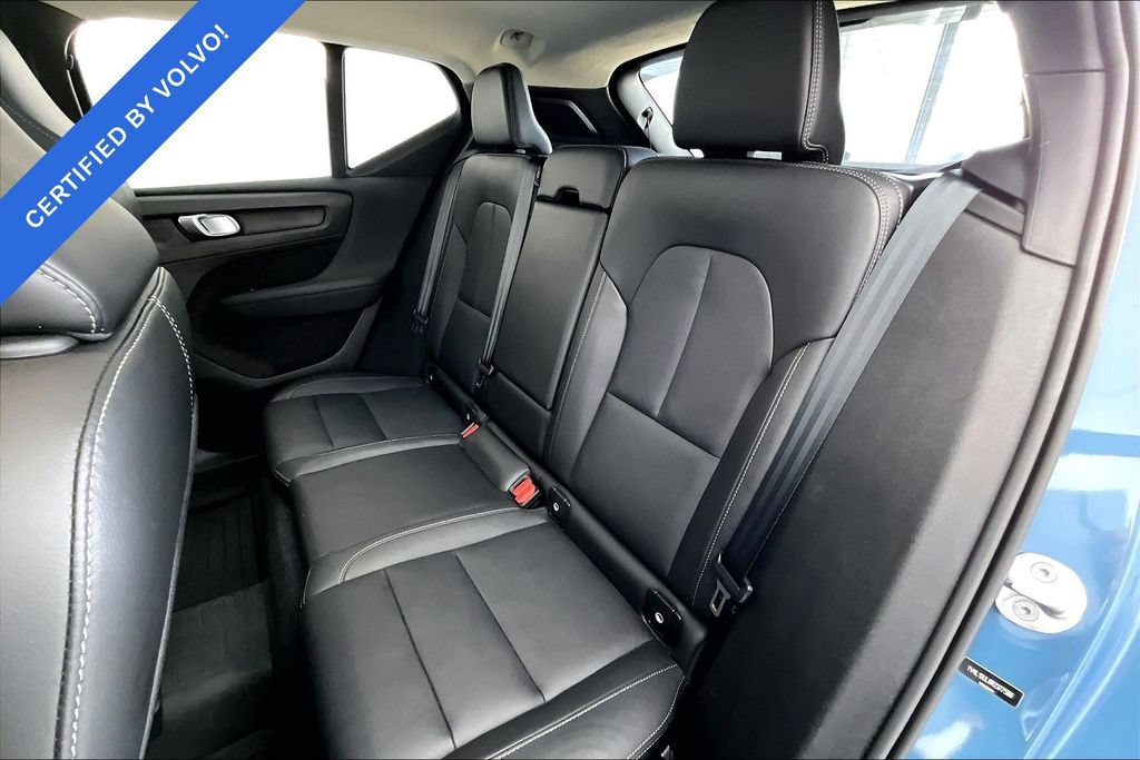 Certified 2024 Volvo XC40 B5 Plus w/ Protection Package Premier AWD/4WD image 35