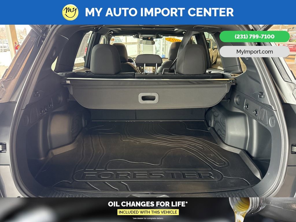 Used 2025 Subaru Forester Premium AWD/4WD image 24