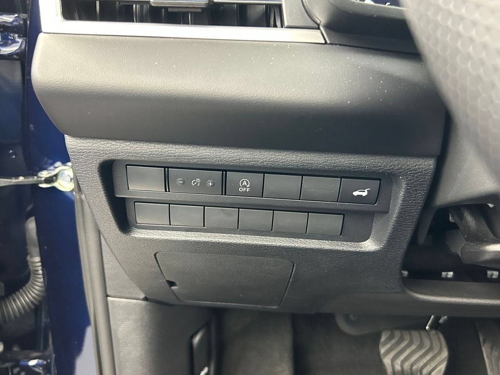 New 2026 Mitsubishi Outlander SE FWD image 36