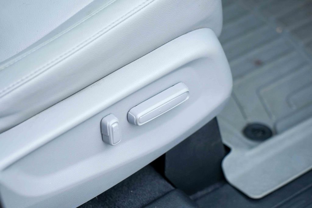 Used 2019 Honda Odyssey EX-L image 21