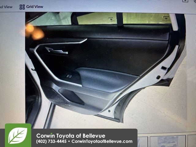 Used 2025 Toyota RAV4 XLE image 7