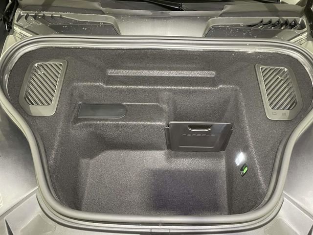 New 2025 Porsche Macan 4 Electric image 25