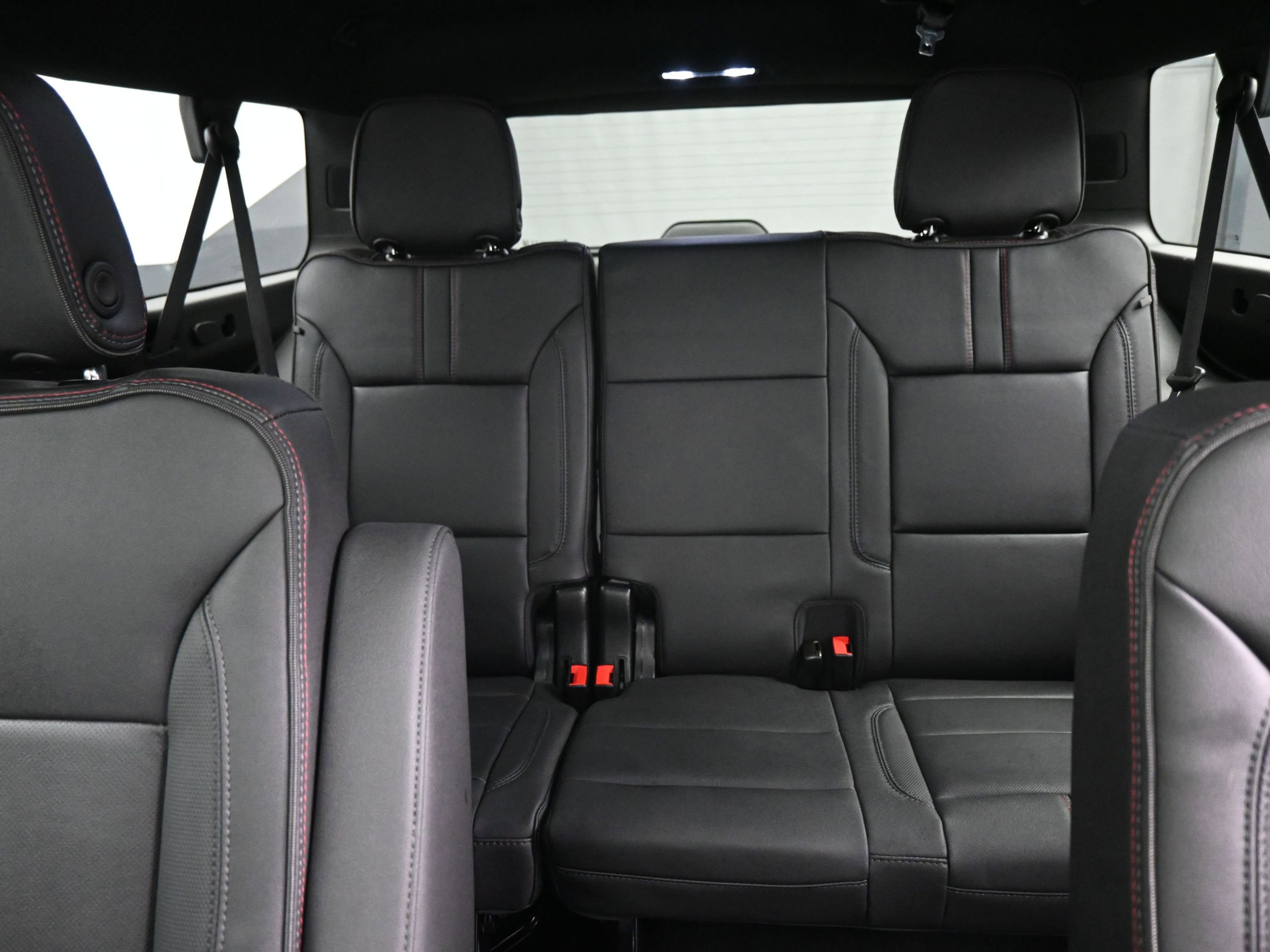 Certified 2023 Chevrolet Suburban RST w/ Luxury Package image 13