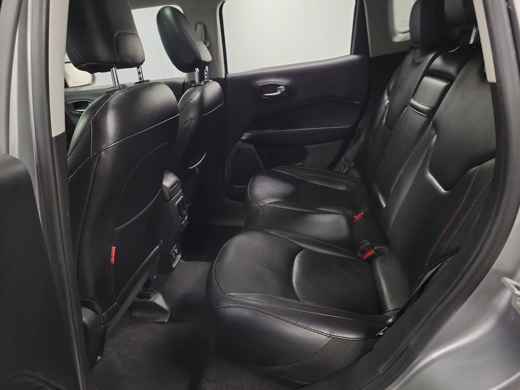 Used 2019 Jeep Compass Trailhawk w/ Leather Interior Group AWD/4WD image 27