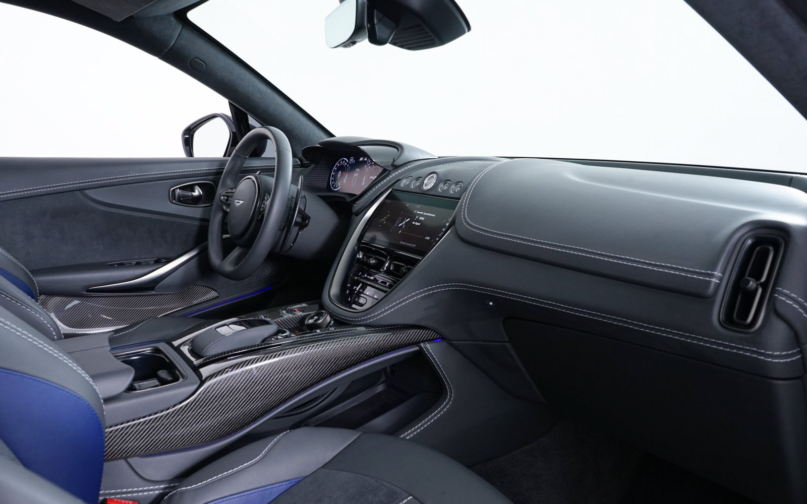 Used 2023 Aston Martin DBX 707 AWD/4WD image 29