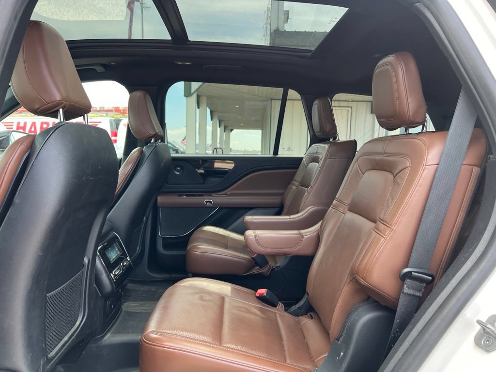 Used 2021 Lincoln Aviator Reserve w/ Elements Package Plus AWD/4WD image 36