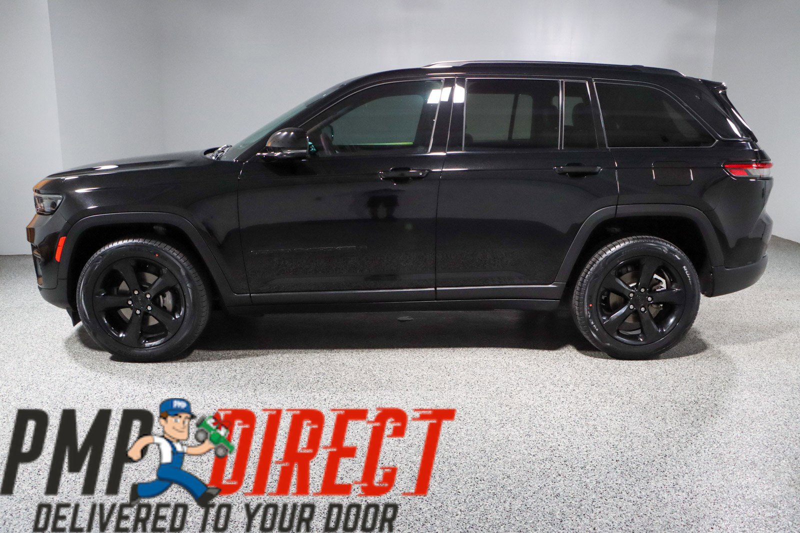 Used 2023 Jeep Grand Cherokee Altitude image 10