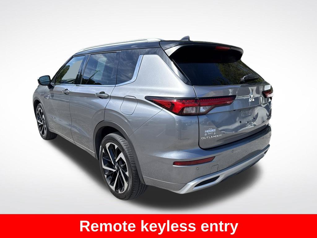 Used 2023 Mitsubishi Outlander SEL AWD/4WD image 4