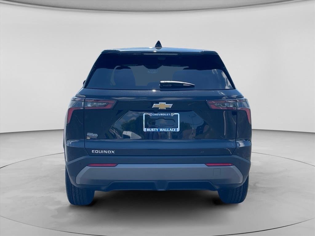 New 2026 Chevrolet Equinox LT w/ Safety and Technology Package FWD image 6
