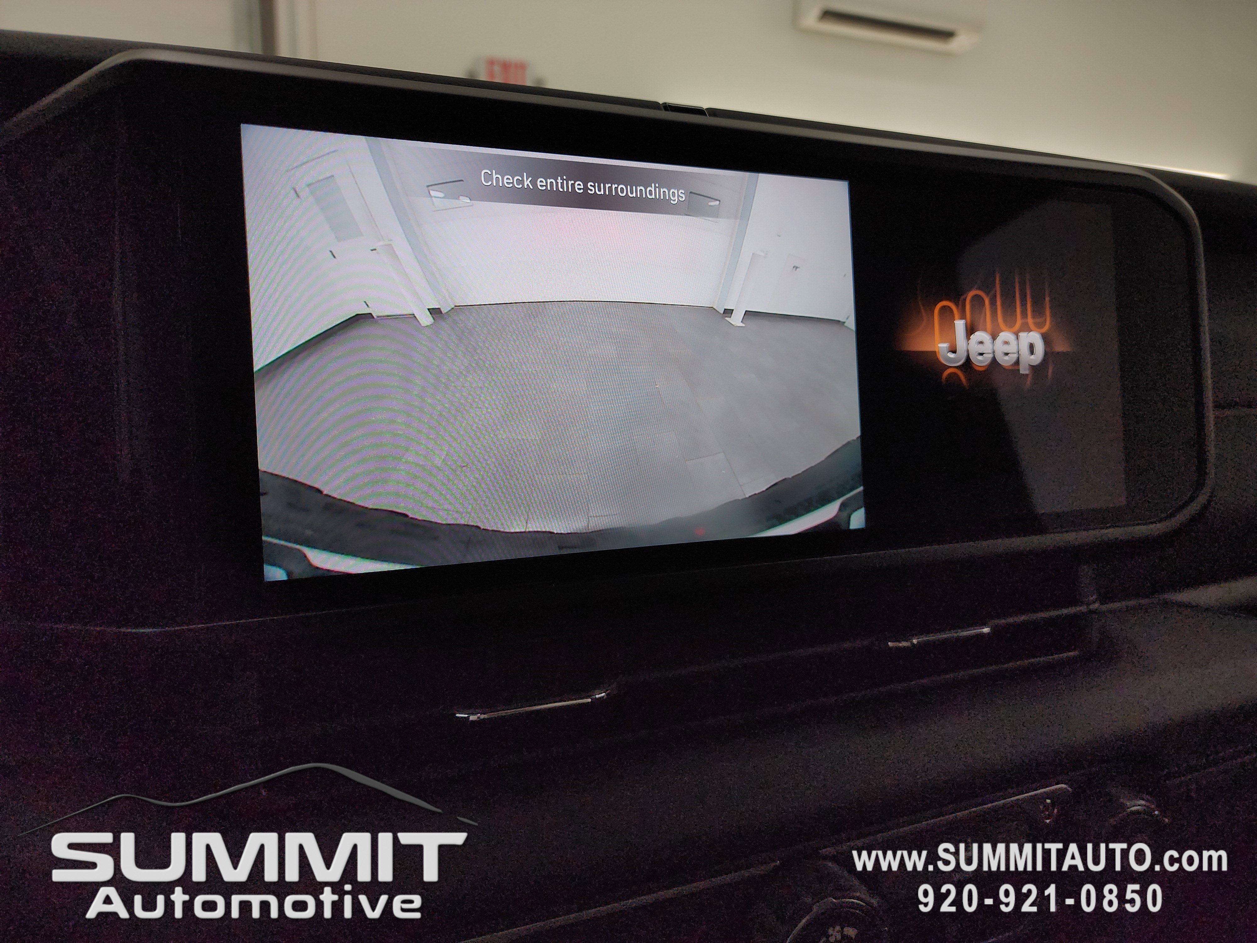 New 2026 Jeep Wrangler Unlimited Rubicon w/ Safety Group image 19