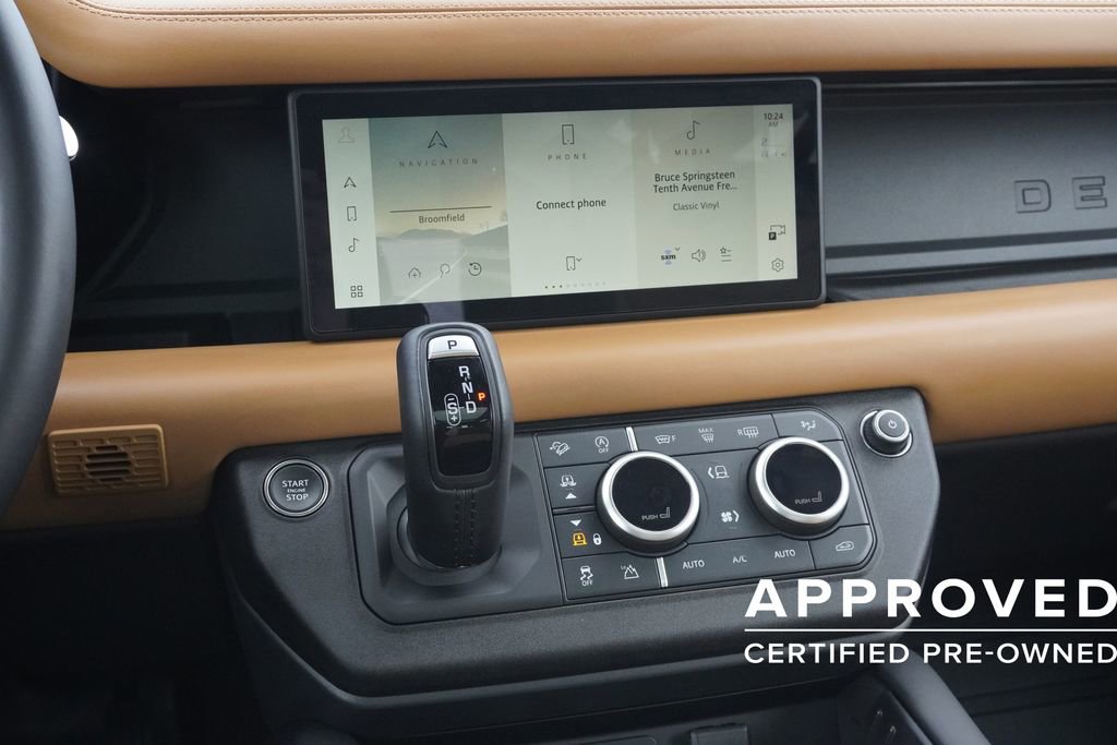 Used 2024 Land Rover Defender 90 X-Dynamic SE AWD/4WD image 15