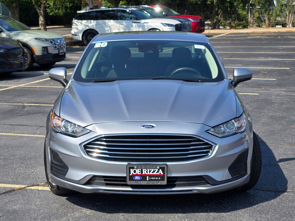 Used 2020 Ford Fusion SE image 2