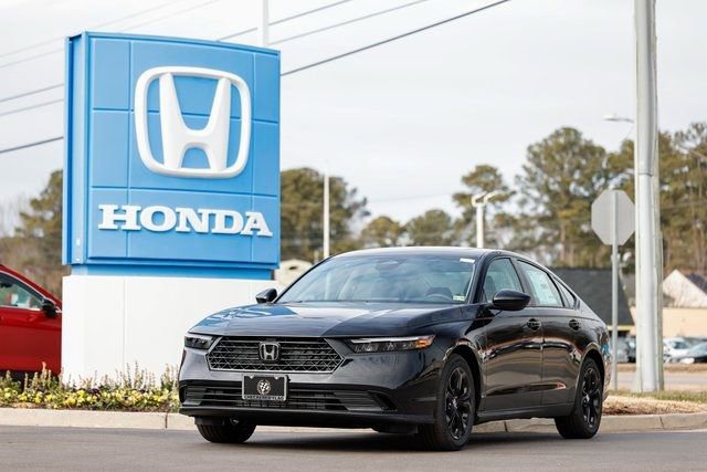 Used 2025 Honda Accord SE