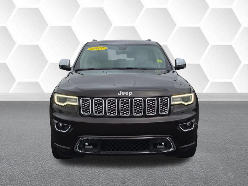 Used 2017 Jeep Grand Cherokee Overland AWD/4WD image 8